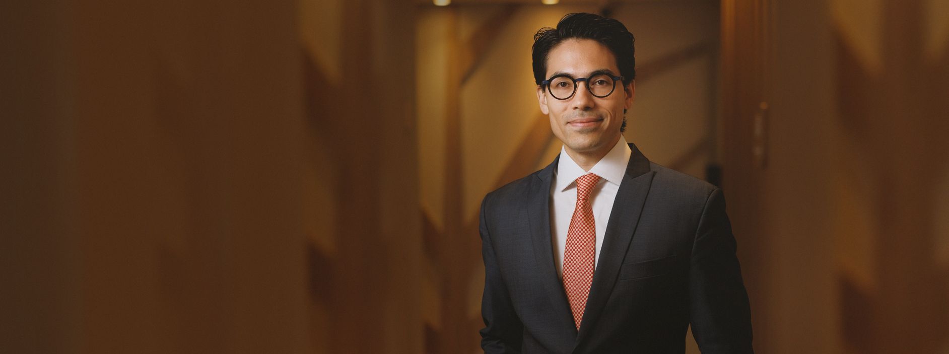 Dr. Renato Tomioka